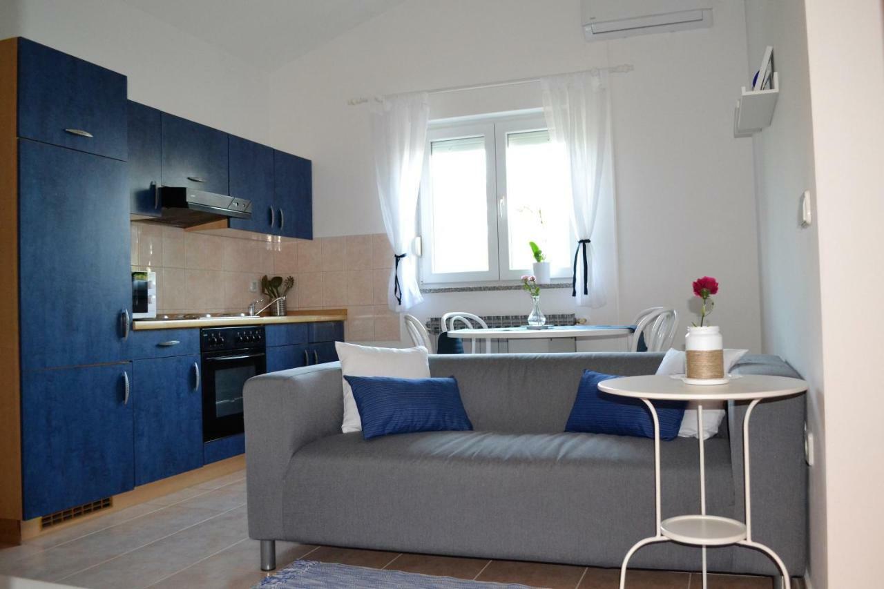 Apartments Marko โปเรช ภายนอก รูปภาพ