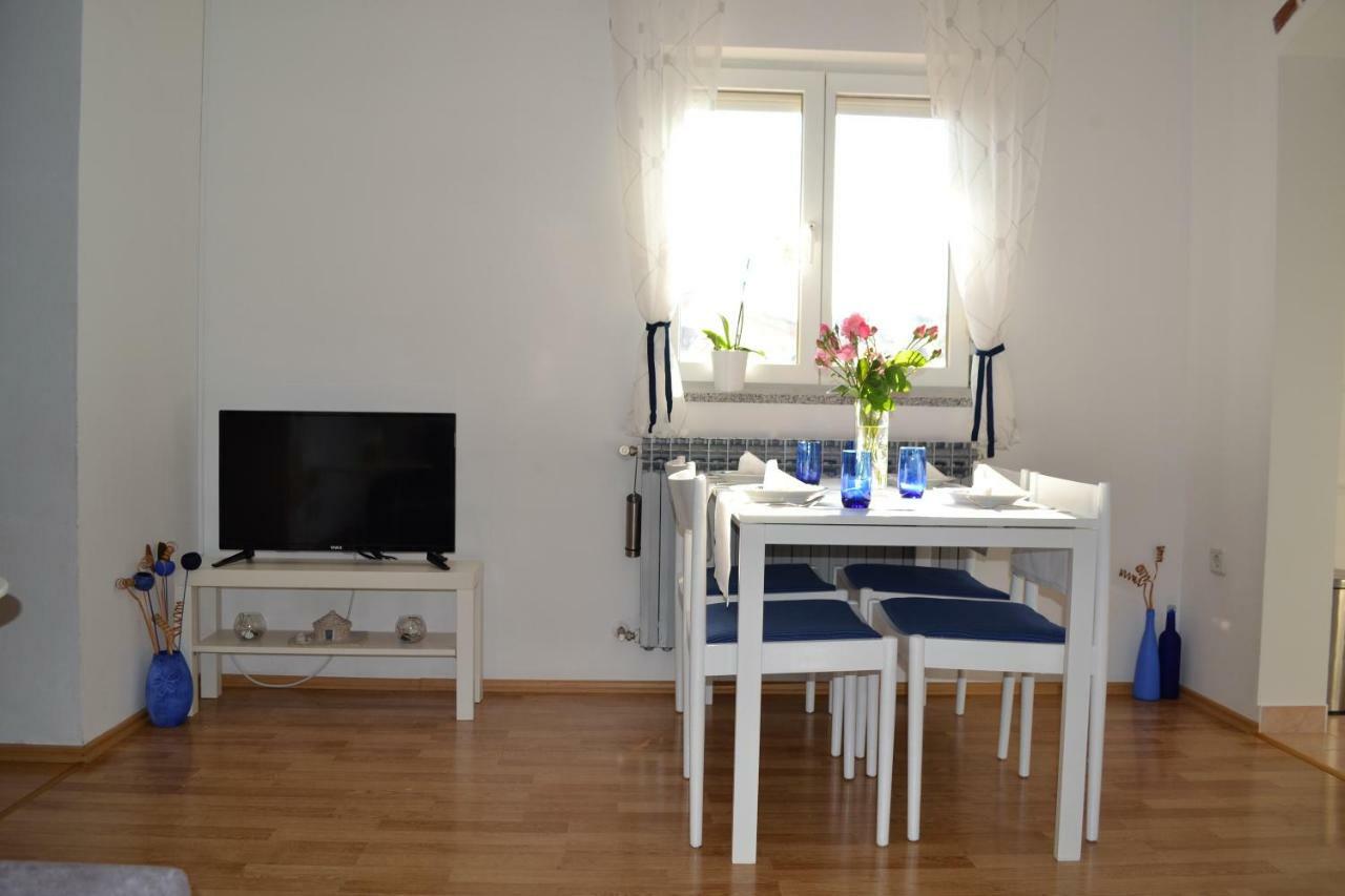 Apartments Marko โปเรช ภายนอก รูปภาพ
